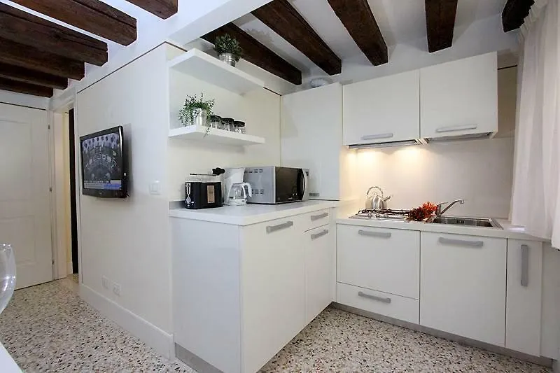Alberto Apartment In Venice-1